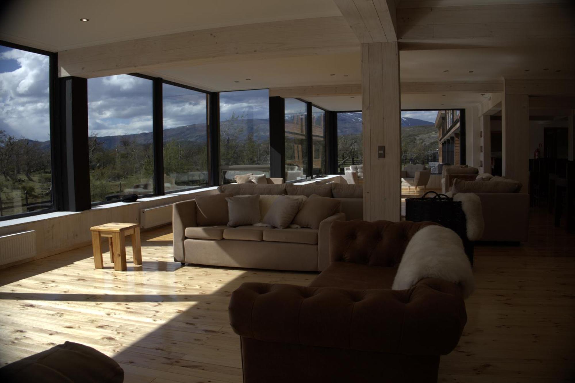 Pampa Lodge, Quincho & Caballos Torres del Paine National Park Luaran gambar