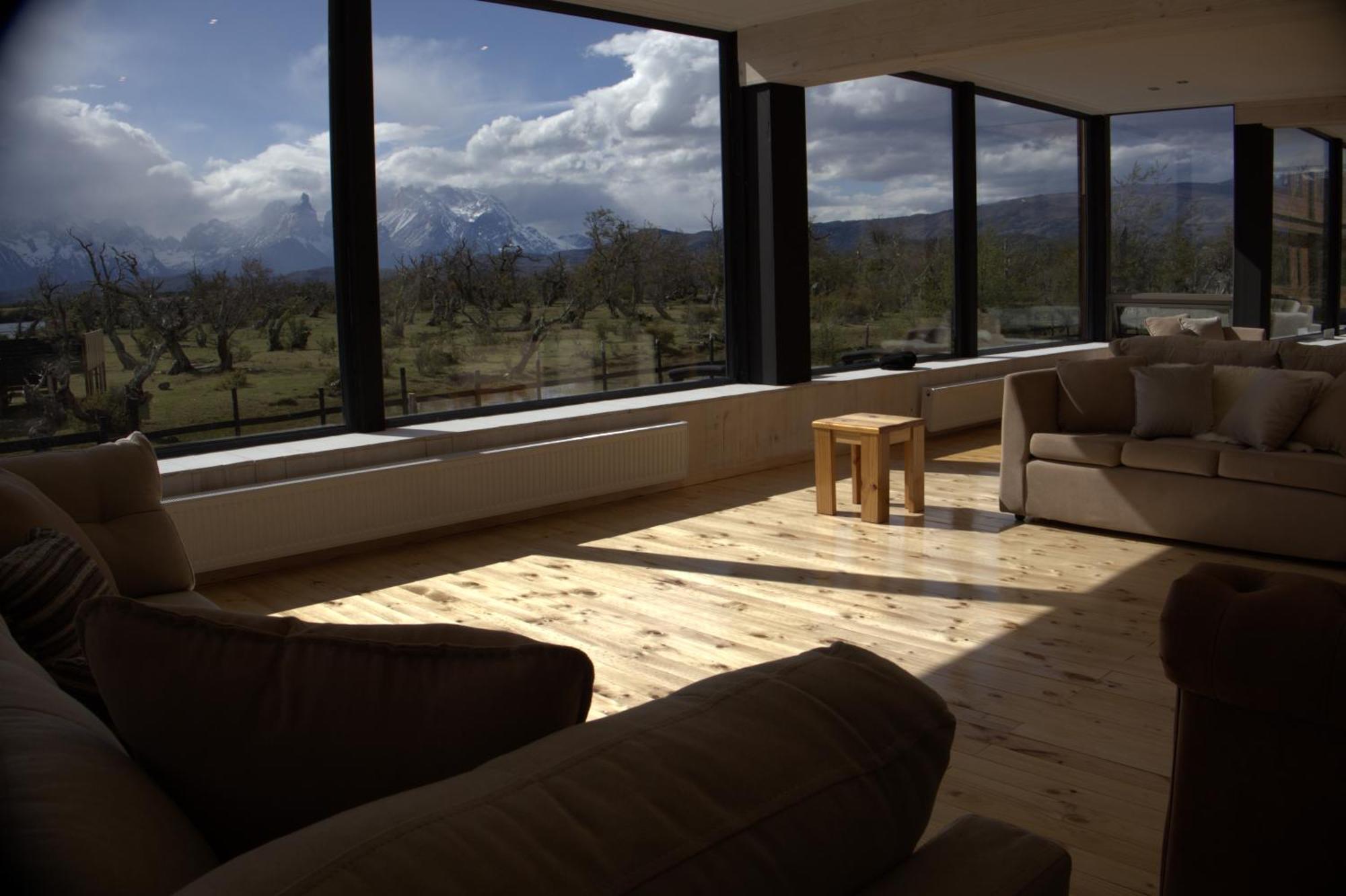 Pampa Lodge, Quincho & Caballos Torres del Paine National Park Luaran gambar